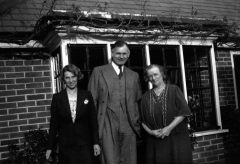 Uncle Edgar + Rene + Granny Small